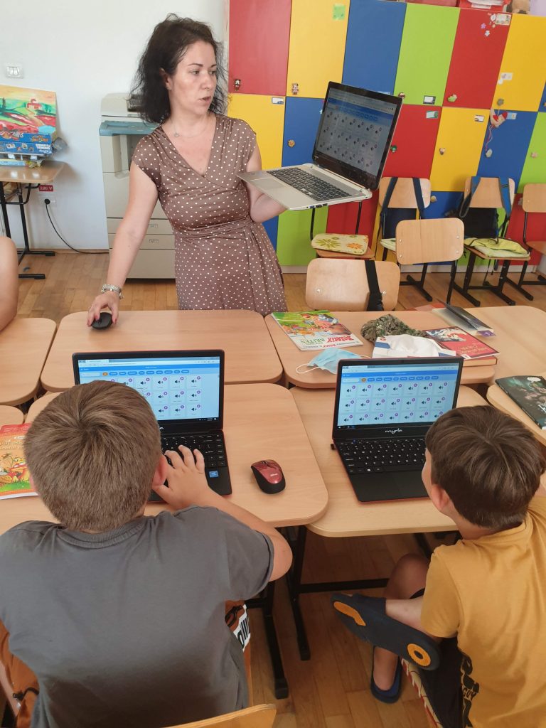 Lecția demonstrativă de programare pentru copii organizată de Iotesa Kids la Fritzi Afterschool din Timișoara 1