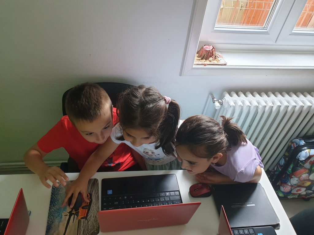 Curs de programare pentru copii de IOTESA Kids la After School Adventures Timișoara - săptămâna poveștilor 1