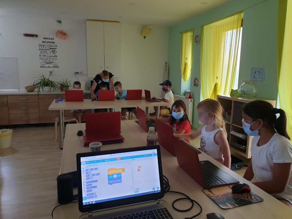 Curs de programare pentru copii IOTESA Kids la Das Kindernest Giroc​1