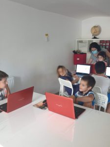 Cursul de Programare cu Iotesa Kids la Exploratorii Cunoașterii - anotimpurile3