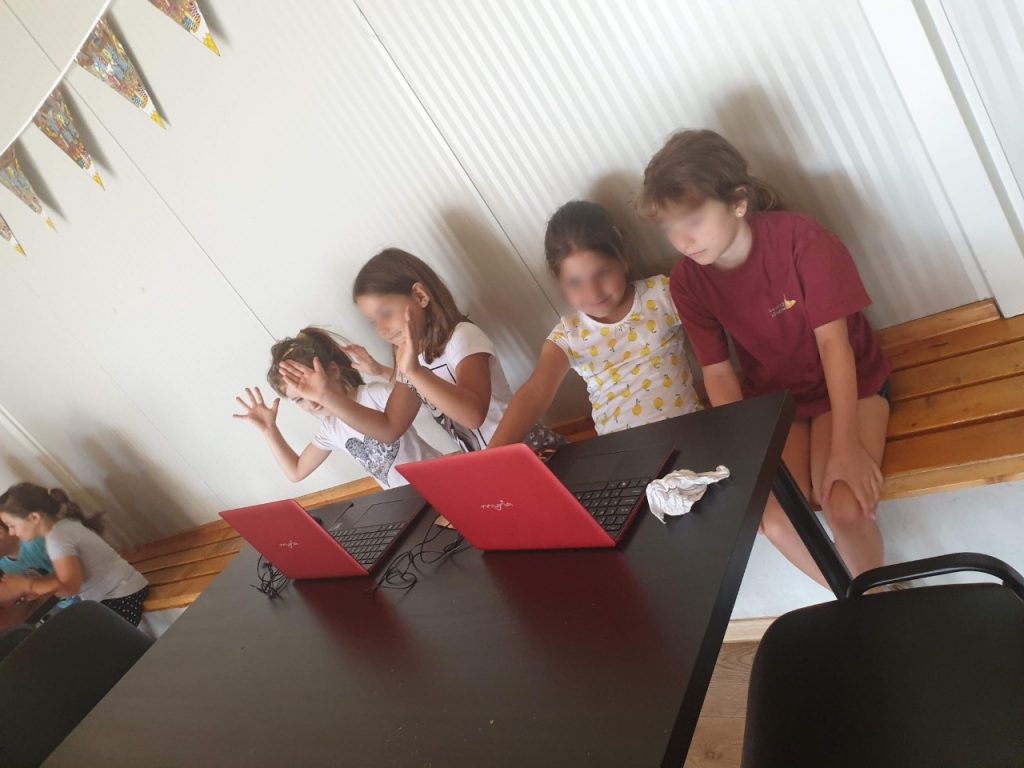 Curs de programare cu Iotesa Kids la Adventures After School - Săptămâna Tehnologiei3