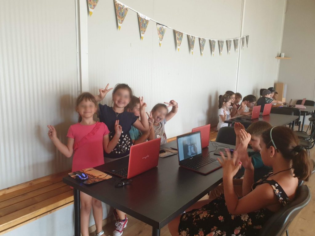Curs de programare cu Iotesa Kids la Adventures After School - Săptămâna Tehnologiei5